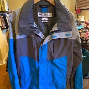 Columbia Youth 18-20 like new jacket